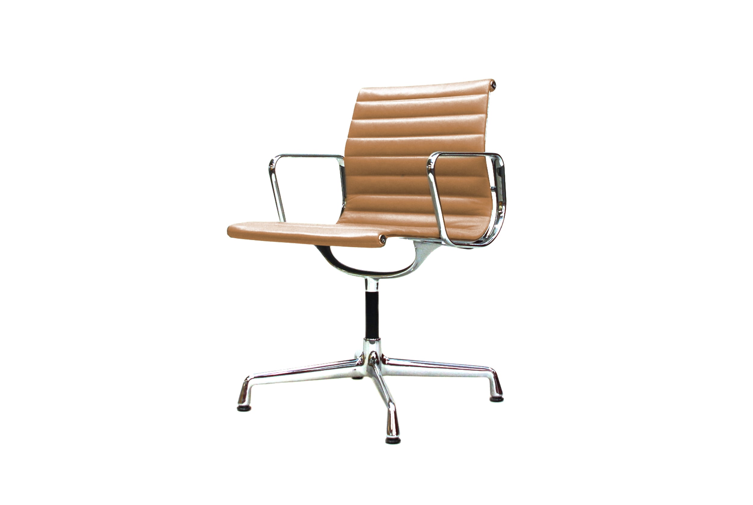 Aluminium Chairs Ea103 ,Cognac Charles & Ray Eames, Vitra